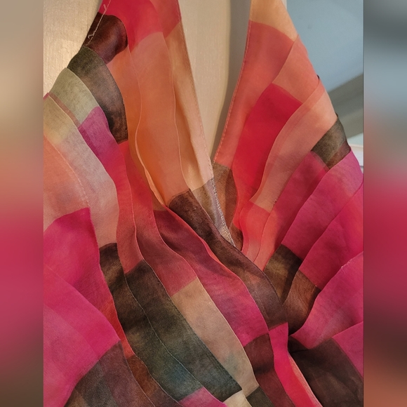 Dress - Picture 3 of 8